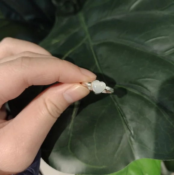 MoonStone Ring - Picture 4 of 4